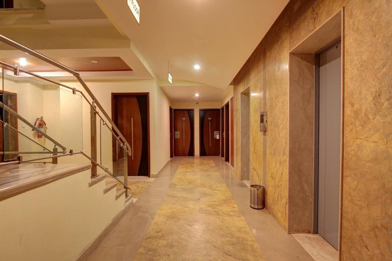 Collection O 29684 Hotel Vikram Palace & Restaurant Dayal Bagh Exterior foto